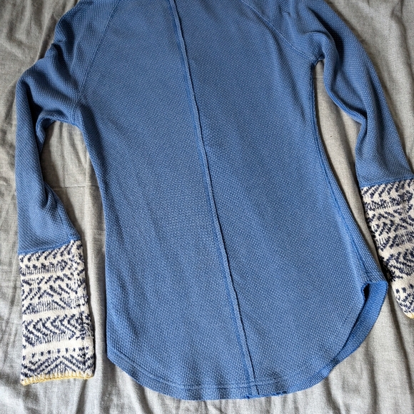 Free People  sweater sleeve medium - Picture 7 of 7